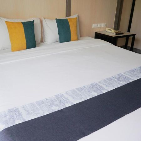 פאטאיה Sea Breeze Jomtien Resort מראה חיצוני תמונה