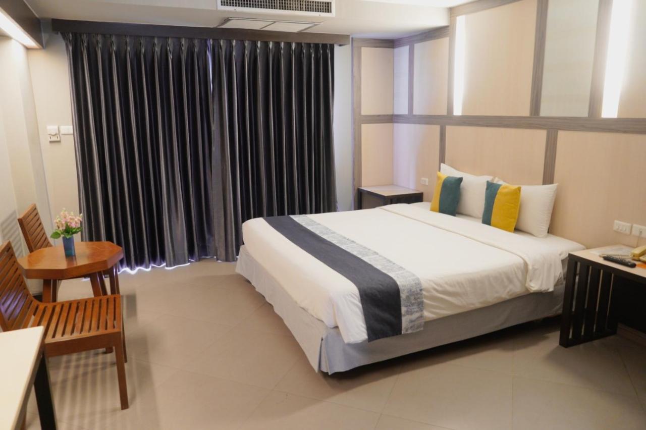 פאטאיה Sea Breeze Jomtien Resort מראה חיצוני תמונה