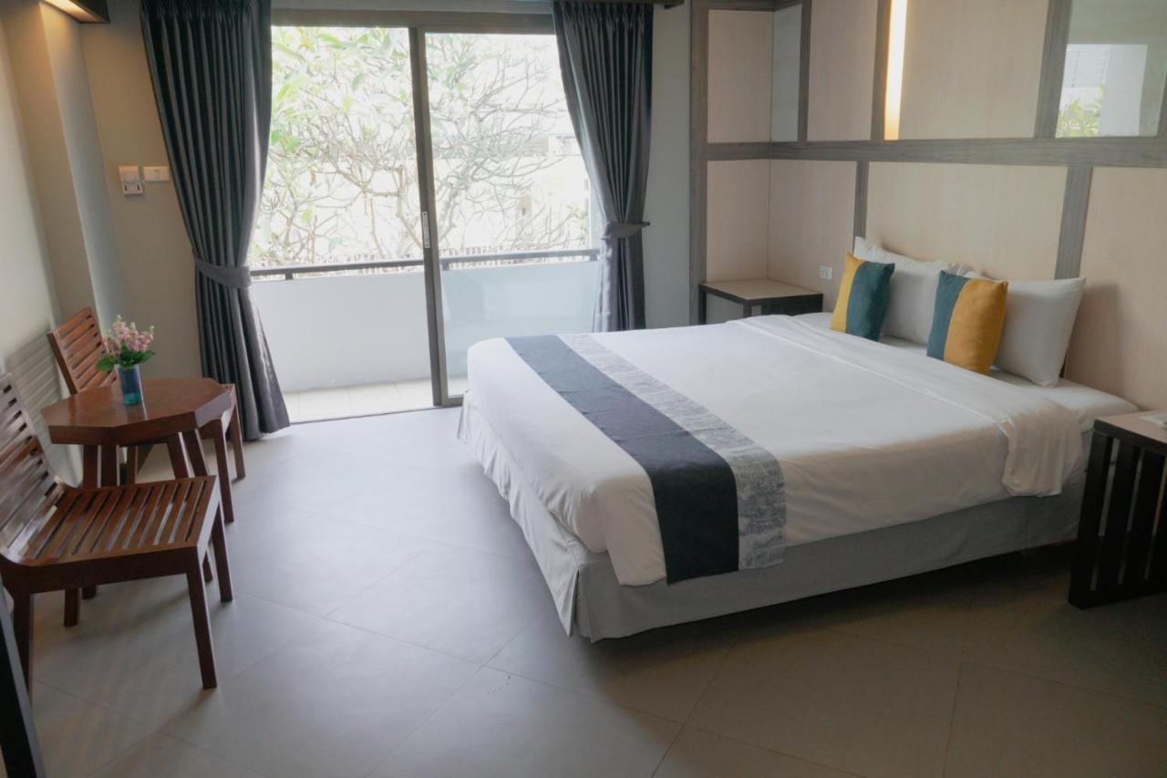 פאטאיה Sea Breeze Jomtien Resort מראה חיצוני תמונה