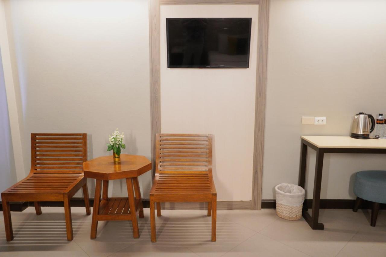 פאטאיה Sea Breeze Jomtien Resort מראה חיצוני תמונה