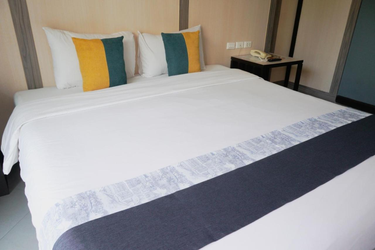 פאטאיה Sea Breeze Jomtien Resort מראה חיצוני תמונה