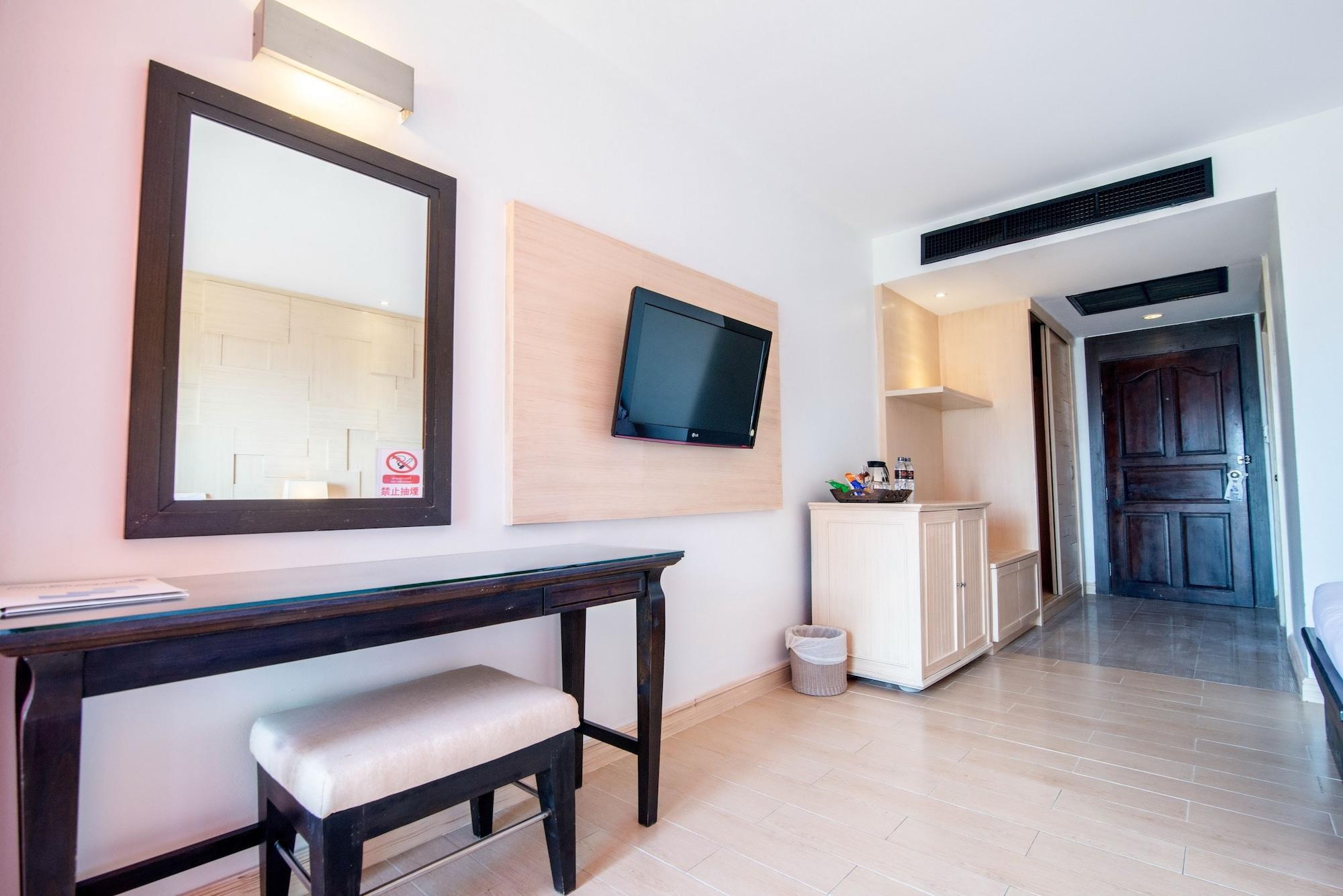 פאטאיה Sea Breeze Jomtien Resort מראה חיצוני תמונה